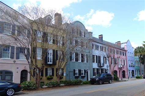 airbnb french quarter charleston sc.